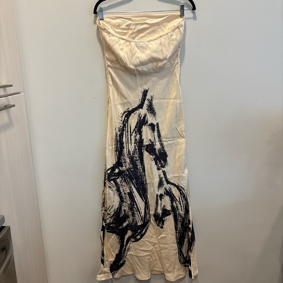 Anthropologie viral satin horse print dress XS - Picture 9 of 14